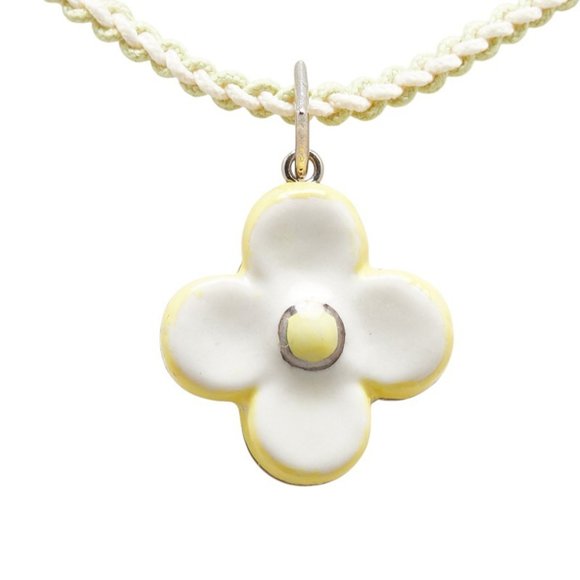 Louis Vuitton Collier Fleur Flower Motif Pendant Necklace/Choker in White and...